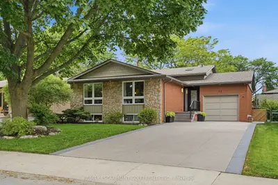 52 San Pedro Drive, Hamilton, On L9c 2c6