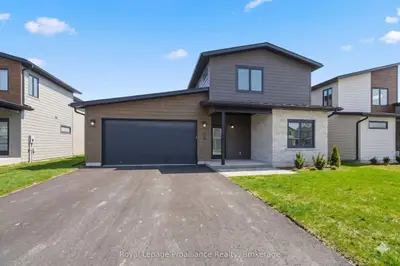 Detached in Quinte West