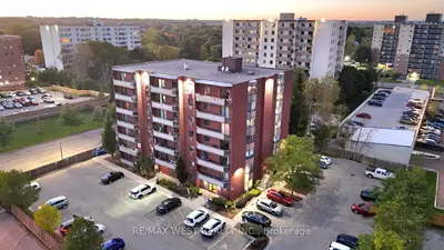 Condo Apartment in London South