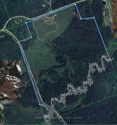 Detached in Parry Sound Remote Area