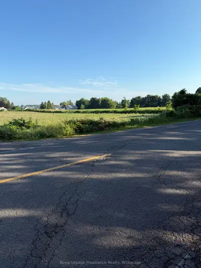 00 County Road 8, Prince Edward County, On K0k 2t0