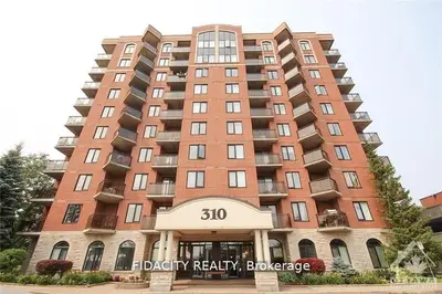 Condo Apartment in Carlington - Central Park