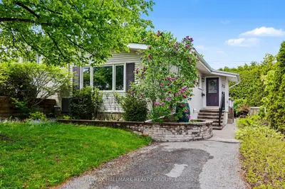 Semi-Detached in Cityview - Parkwoods Hills - Rideau Shore