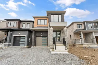 Detached in Thorold