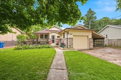 Detached in Stratford