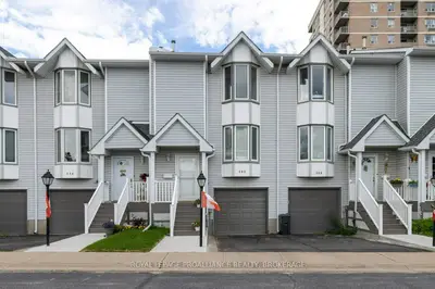 882 Winchester Lane, Kingston, On K7p 2s6