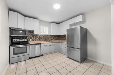 371 John Street, Cobourg, On K9a 3t4
