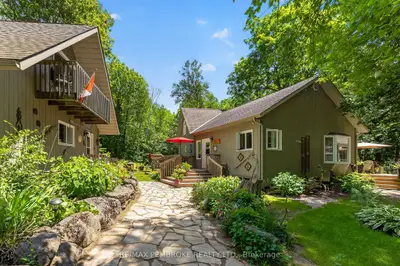 131 Clem Trail, Whitewater Region, On K0j 2l0