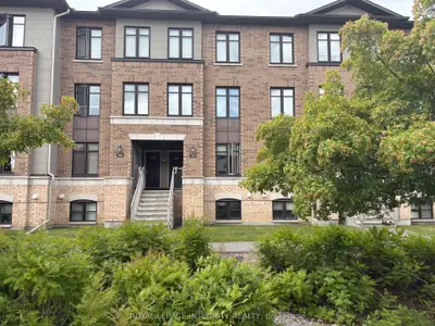 Condo Townhouse in Orleans - Cumberland and Area