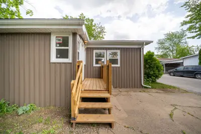 4597 Martha Lane, Lincoln, On L3j 0w1