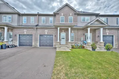 Att/Row/Townhouse in Fort Erie