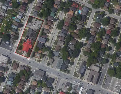 85 Holton Avenue S, Hamilton, On L8m 2l4