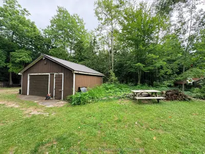 81001 Falls Road, Central Huron, On N7a 3x8