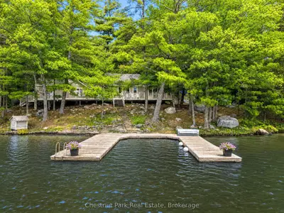 51 Taylor Island, Gravenhurst, On P1p 1r2