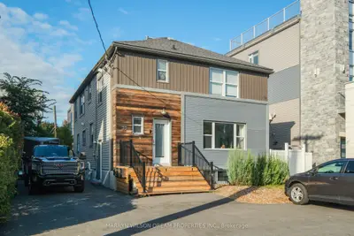 Triplex in Overbrook - Castleheights and Area