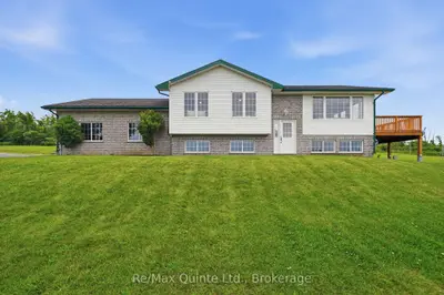 Detached in Prince Edward County
