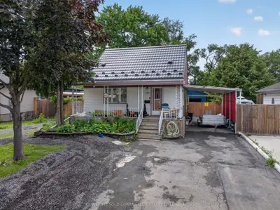 Detached in Hamilton