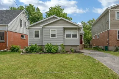 Detached in Kingston