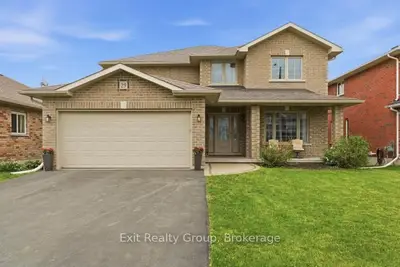 Detached in Belleville