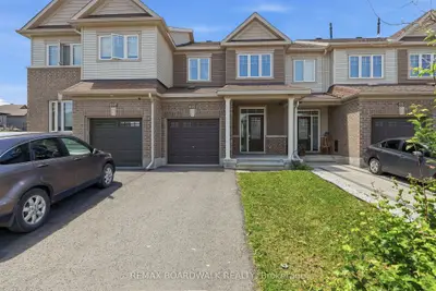 Att/Row/Townhouse in Orleans - Cumberland and Area