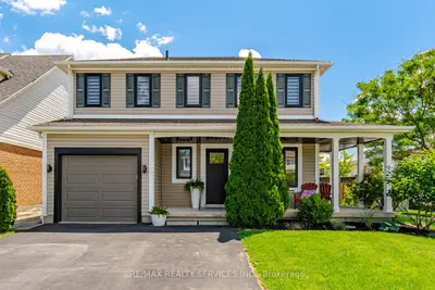 Detached in Brantford