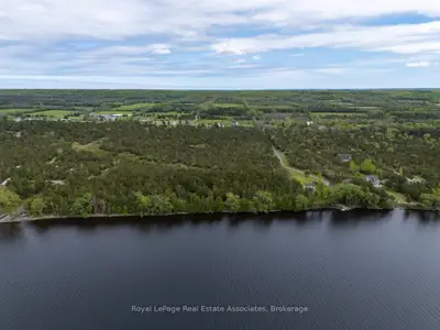 2523 County Rd 15 Road, Prince Edward County, On K0k 1w0