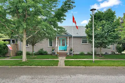 Detached in London North