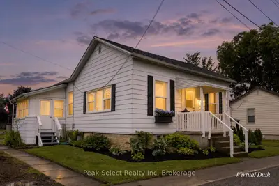 Detached in South Huron