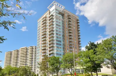 Condo Apartment in Vanier and Kingsview Park