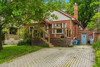 Detached in London South