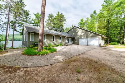 35732b Hwy 17 West Highway W, Laurentian Hills, On K0j 1p0