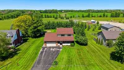 6 Brown Street N, Minto, On N0g 1m0