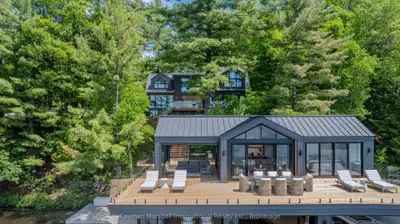 1291 Peninsula Road, Muskoka Lakes, On P0b 1j0