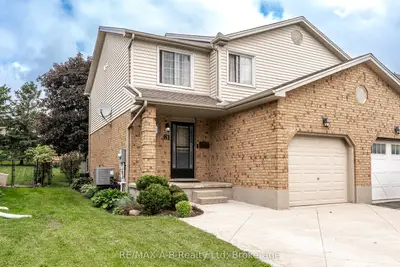 81 Southvale Road, St. Marys, On N4x 1a7