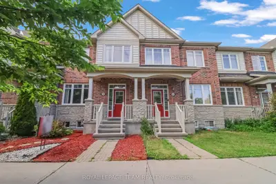 Att/Row/Townhouse in Barrhaven