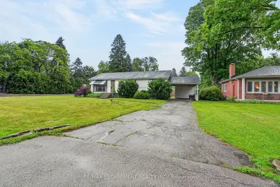 Detached in Hamilton