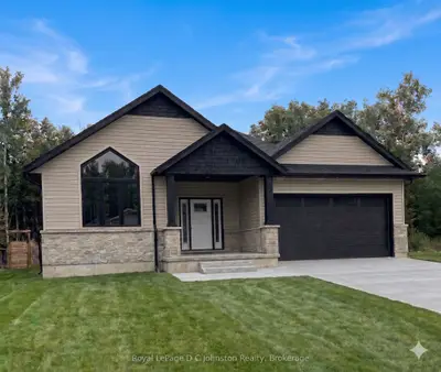 14 Lakeforest Drive, Saugeen Shores, On N0h 2l0
