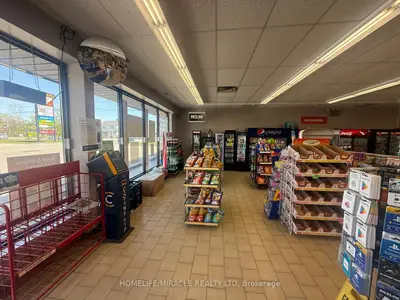 455 Grand Avenue E, Chatham-kent, On N7l 1x4