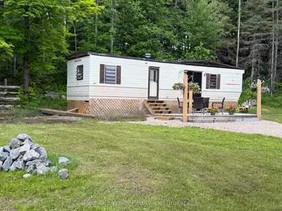 11 Ross Road, Magnetawan, On P0a 1l0