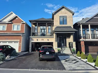 Detached in Barrhaven