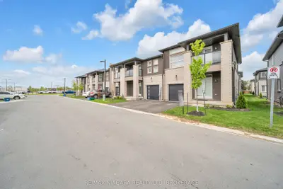 120 Renfrew Trail, Welland, On L3c 0k2