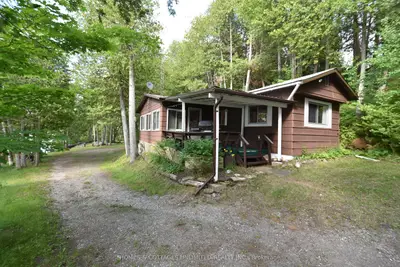 Detached in Frontenac