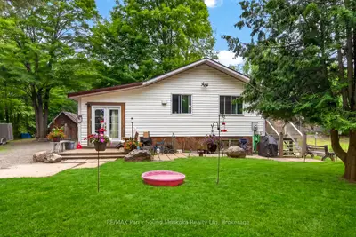 15 Toronto Lake Road, Georgian Bay, On P0c 1h0