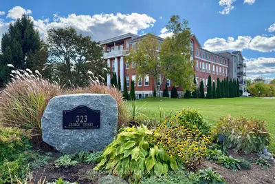 Condo Apartment in Cobourg