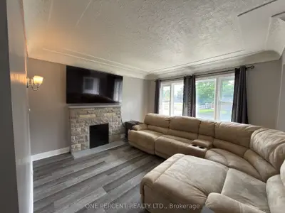 9 Lyons Avenue, Welland, On L3b 1l8