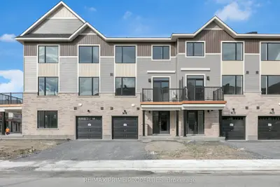 Att/Row/Townhouse in Barrhaven