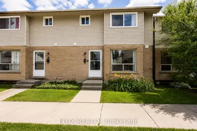 Condo Townhouse in London East