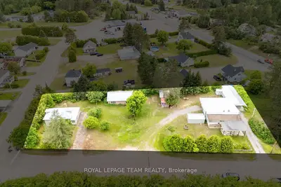 Detached in Madawaska Valley