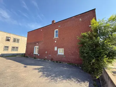 27 William Street, St. Catharines, On L2r 5h9