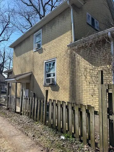 4115 May Avenue, Niagara Falls, On L2e 3h6